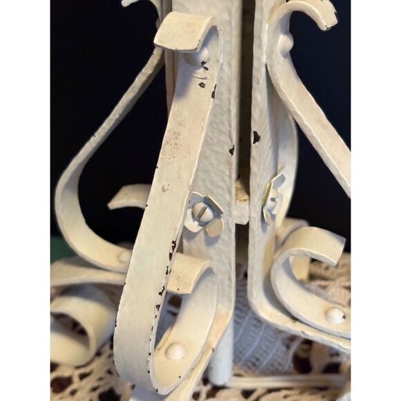 Vintage Wrought Iron Metal Table Lamp White Farmhouse - Picture 5 of 8